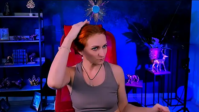 Snapshot of DianaTorrens chatting on December 2, 2025, 9:03 am DianaTorrens online show from December 2, 2025, 9:03 am