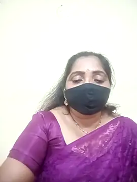 Snapshot of Soni-queen chatting on December 2, 2025, 5:57 am Soni-queen online show from December 2, 2025, 5:57 am