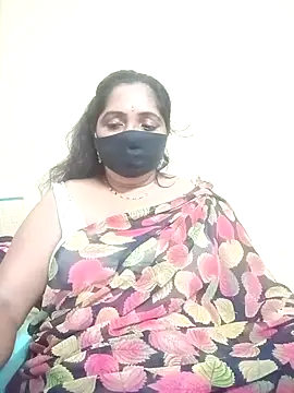 Snapshot of Soni-queen chatting on December 2, 2025, 6:03 pm Soni-queen online show from December 2, 2025, 6:03 pm