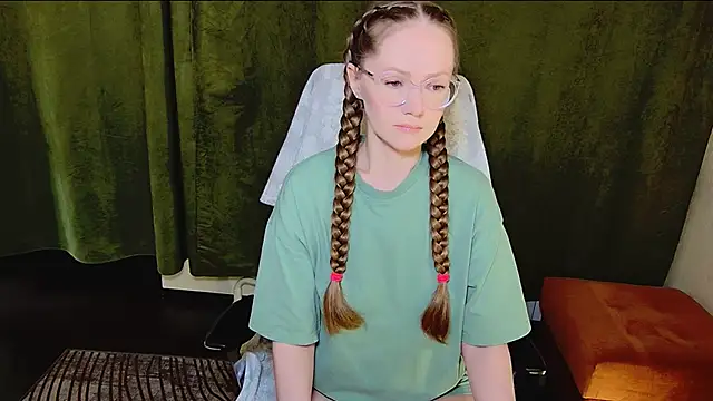 Snapshot of G0LDI chatting on February 14, 2026, 3:20 pm G0LDI online show from February 14, 2026, 3:20 pm