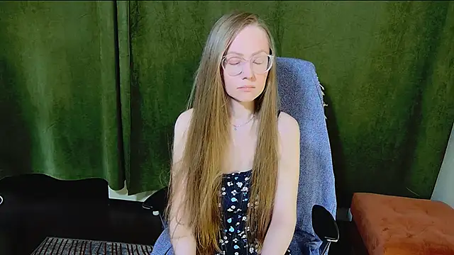 Snapshot of G0LDI chatting on February 19, 2026, 1:07 pm G0LDI online show from February 19, 2026, 1:07 pm