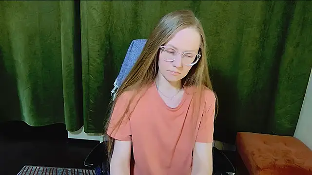 Snapshot of G0LDI chatting on February 28, 2026, 4:30 pm G0LDI online show from February 28, 2026, 4:30 pm