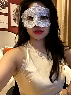 Snapshot of Queen-of-Love chatting on December 4, 2025, 8:01 am Queen-of-Love online show from December 4, 2025, 8:01 am