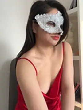 Snapshot of Queen-of-Love chatting on January 13, 2026, 9:14 am Queen-of-Love online show from January 13, 2026, 9:14 am