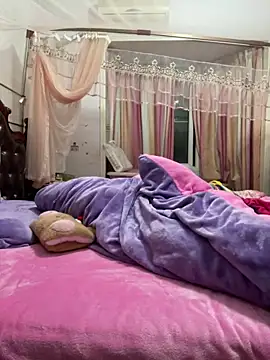 Snapshot of tianwei2567 chatting on December 18, 2025, 12:33 pm tianwei2567 online show from December 18, 2025, 12:33 pm