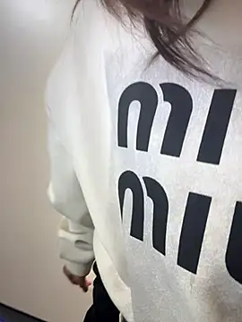 Snapshot of Toffee-00 chatting on December 18, 2025, 12:00 pm Toffee-00 online show from December 18, 2025, 12:00 pm