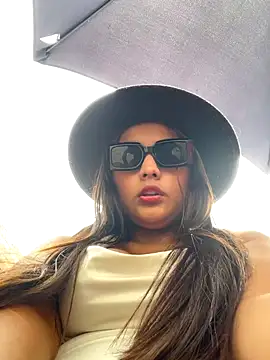 Snapshot of noa_harper chatting on November 25, 2025, 1:33 pm noa harper online show from November 25, 2025, 1:33 pm