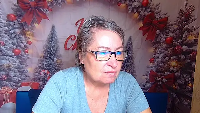 Snapshot of OlgaLuck chatting on December 15, 2025, 6:17 am OlgaLuck online show from December 15, 2025, 6:17 am