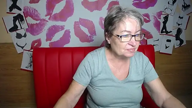 Snapshot of OlgaLuck chatting on December 16, 2025, 9:47 am OlgaLuck online show from December 16, 2025, 9:47 am