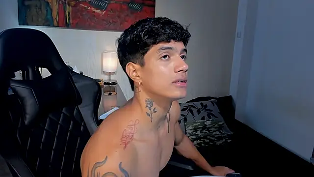 Snapshot of aress_damon chatting on December 16, 2025, 5:18 pm aress damon online show from December 16, 2025, 5:18 pm