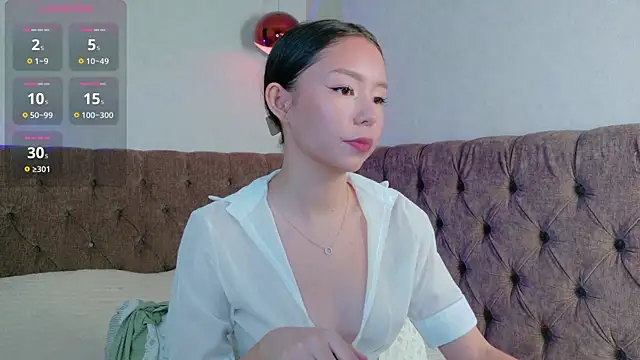Lina lust  online show from August 7, 2026, 9:33 am