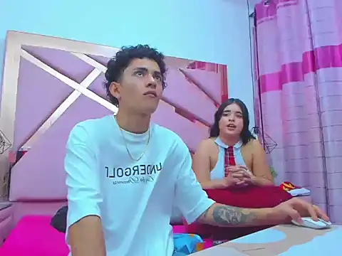 Snapshot of KittyANDjack chatting on December 14, 2025, 7:07 pm KittyANDjack online show from December 14, 2025, 7:07 pm