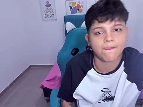 Snapshot of _ian_sweet chatting on December 2, 2025, 7:31 pm ian sweet online show from December 2, 2025, 7:31 pm