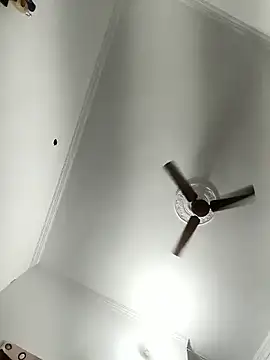 paro22 sex online show from April 15, 2026, 7:58 pm