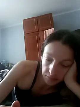 AlisKiv online show from November 23, 2025, 10:04 am