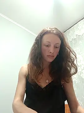 AlisKiv online show from November 25, 2025, 7:03 pm