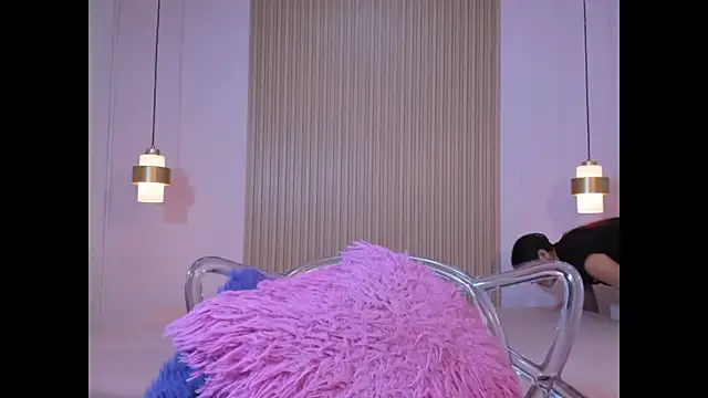 Snapshot of Izelevans chatting on February 13, 2026, 11:39 am Izelevans online show from February 13, 2026, 11:39 am