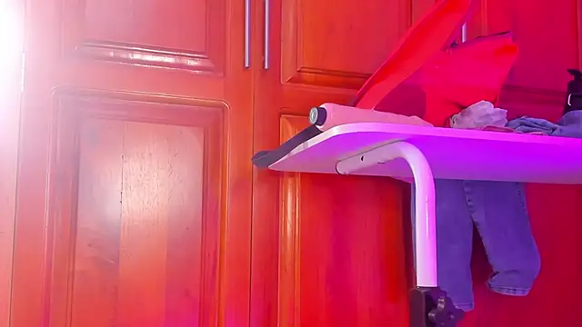 Snapshot of ValeryTs1 chatting on November 24, 2025, 6:40 pm ValeryTs1 online show from November 24, 2025, 6:40 pm