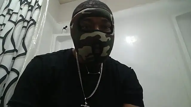 Snapshot of BigDaddyDy79 chatting on November 30, 2025, 12:14 am BigDaddyDy79 online show from November 30, 2025, 12:14 am