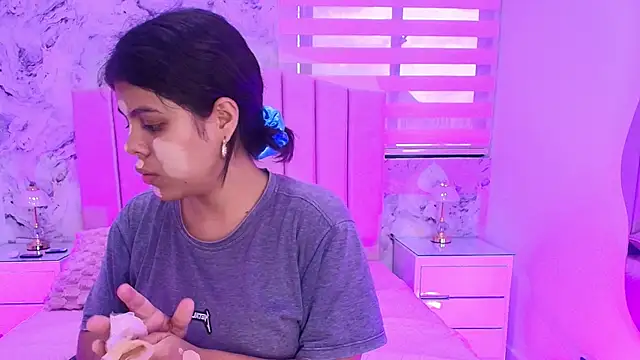 Snapshot of katsumi_yan chatting on December 1, 2025, 7:08 pm katsumi yan online show from December 1, 2025, 7:08 pm