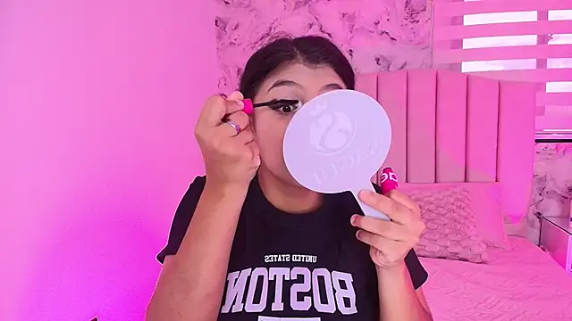 Snapshot of katsumi_yan chatting on December 2, 2025, 7:20 pm katsumi yan online show from December 2, 2025, 7:20 pm