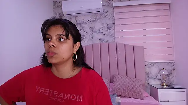 Snapshot of katsumi_yan chatting on April 13, 2026, 7:19 pm katsumi yan online show from April 13, 2026, 7:19 pm