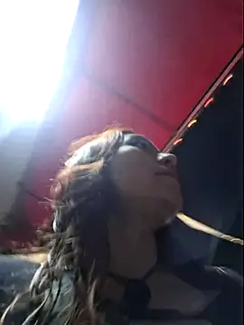 Eveeelyn25 online show from January 13, 2026, 1:44 am