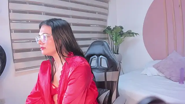 Snapshot of samantha_loughty chatting on December 2, 2025, 7:09 pm samantha loughty online show from December 2, 2025, 7:09 pm