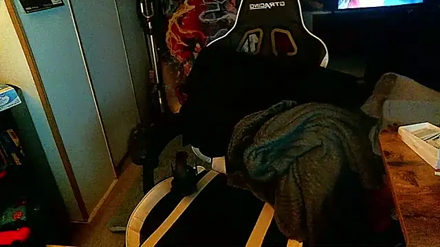 Snapshot of watchmegamer chatting on November 28, 2025, 2:20 pm watchmegamer online show from November 28, 2025, 2:20 pm