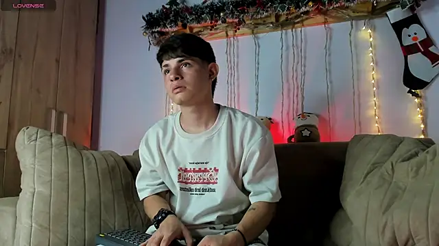 steveen universe28 online show from December 16, 2025, 1:10 am