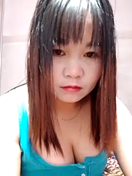 Snapshot of One-two22 chatting on December 16, 2025, 10:53 am One-two22 online show from December 16, 2025, 10:53 am