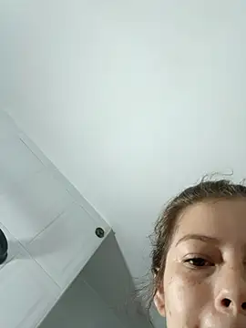 Snapshot of Renata_Honey chatting on December 16, 2025, 6:13 pm Renata Honey online show from December 16, 2025, 6:13 pm