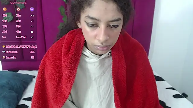 Snapshot of Tinyy_Star chatting on December 2, 2025, 4:18 am Tinyy Star online show from December 2, 2025, 4:18 am