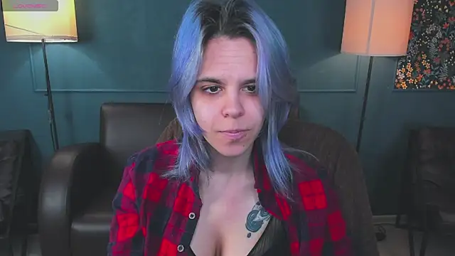 LiraBelle online show from April 2, 2026, 3:04 am