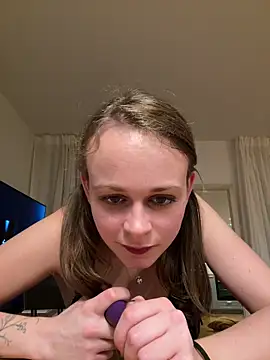 Snapshot of norafack33 chatting on November 24, 2025, 5:23 pm norafack33 online show from November 24, 2025, 5:23 pm