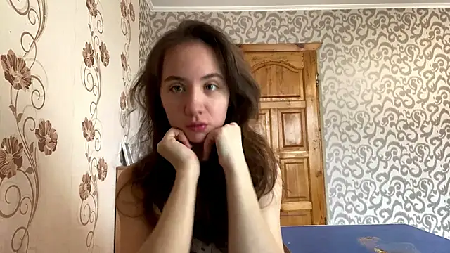 Snapshot of ChandaApplin chatting on December 15, 2025, 9:02 am ChandaApplin online show from December 15, 2025, 9:02 am