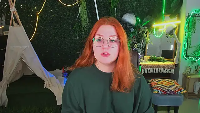 Snapshot of StaceyJensen chatting on December 3, 2025, 5:37 am StaceyJensen online show from December 3, 2025, 5:37 am