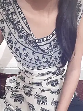 Snapshot of Alli8900 chatting on February 2, 2026, 6:39 pm Alli8900 online show from February 2, 2026, 6:39 pm