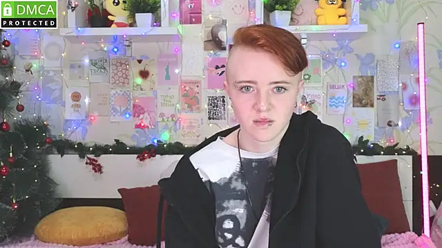 Snapshot of sSugarRush chatting on December 4, 2025, 3:21 pm sSugarRush online show from December 4, 2025, 3:21 pm