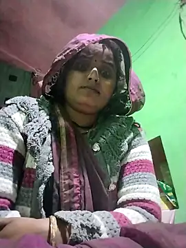 Snapshot of Pooja_hote chatting on December 2, 2025, 8:48 pm Pooja hote online show from December 2, 2025, 8:48 pm