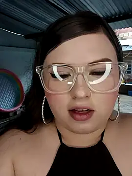 Snapshot of Kitty_Bms_ chatting on November 30, 2025, 7:40 pm Kitty Bms online show from November 30, 2025, 7:40 pm