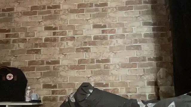 Snapshot of Blair_Reid chatting on December 3, 2025, 3:43 pm Blair Reid online show from December 3, 2025, 3:43 pm