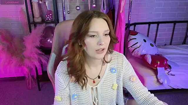 Snapshot of Ginger_Kristin chatting on December 14, 2025, 8:20 am Ginger Kristin online show from December 14, 2025, 8:20 am