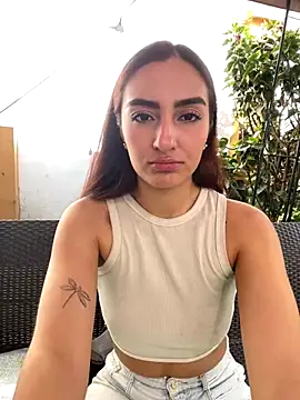 Snapshot of ZoeJohnson_Pink chatting on December 4, 2025, 7:22 pm ZoeJohnson Pink online show from December 4, 2025, 7:22 pm