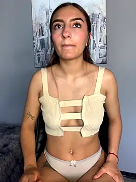 Snapshot of ZoeJohnson_Pink chatting on December 15, 2025, 4:22 pm ZoeJohnson Pink online show from December 15, 2025, 4:22 pm