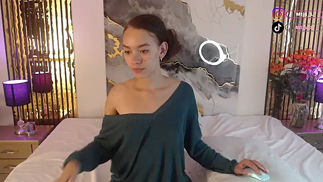 MiticaBrennet  online show from March 7, 2026, 3:31 pm