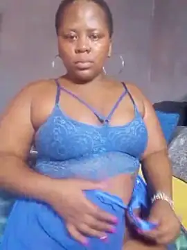 BlackPearlxxo online show from February 5, 2026, 9:03 am