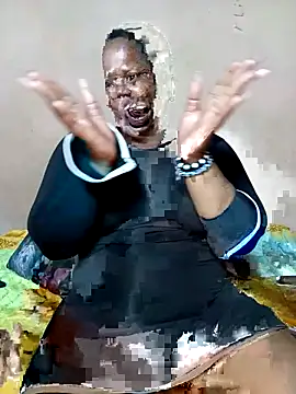 Snapshot of BlackPearlxxo chatting on April 7, 2026, 4:29 pm BlackPearlxxo online show from April 7, 2026, 4:29 pm