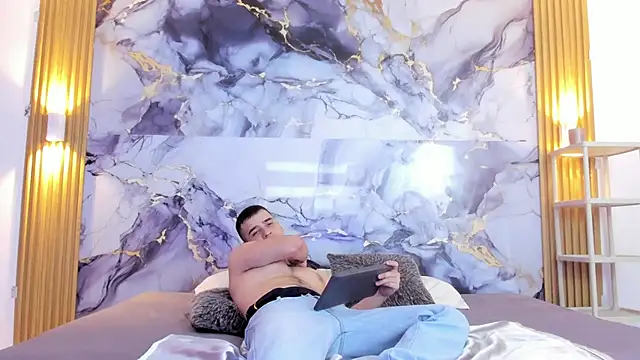 Snapshot of Dantee_Dark chatting on December 4, 2025, 7:44 pm Dantee Dark online show from December 4, 2025, 7:44 pm