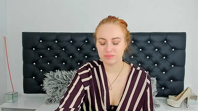 Snapshot of RubyBigBoobs chatting on December 14, 2025, 4:56 pm RubyBigBoobs online show from December 14, 2025, 4:56 pm